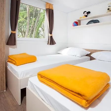 Istria Mobile Homes Zelena Laguna 4* ヴルサル