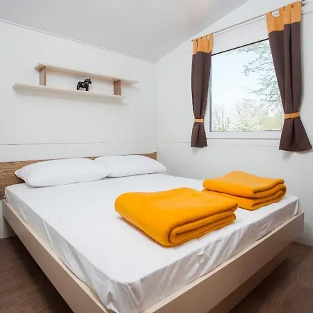 Istria Mobile Homes Zelena Laguna ヴルサル